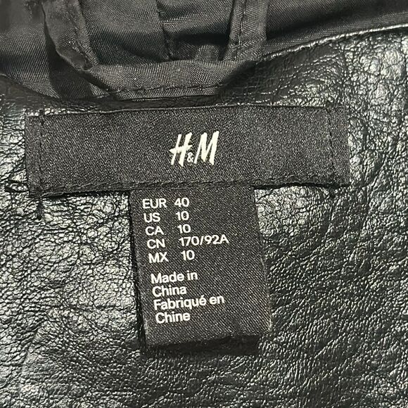 H&M - Picture 10 of 13